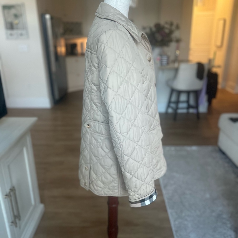 Burberry Beige Quilted Puffer Jacket - Picture 2 of 7